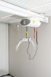 Ceiling hoist - with motor fixed on the rail ; Traverse Rail - Handi-Move Patient lift hoist